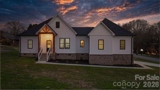 Homes in Oak Creek, Conover