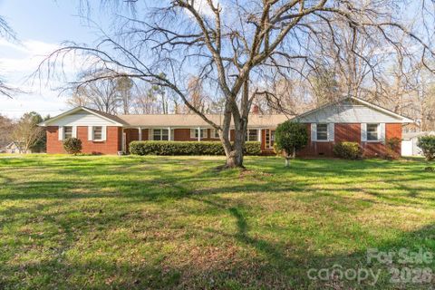875 Bonanza Drive