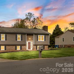 1757 Castlewood Court