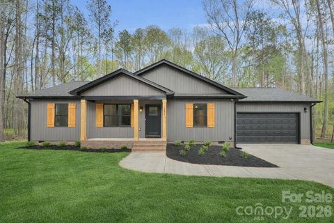 2504 Lazy Oak Drive sold home in Shiloh North Estates, Lancaster, SC