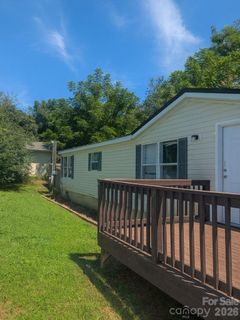 21 Lisa Drive