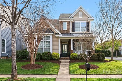 10433 Royal Winchester Drive sold home in Ardrey Crest, Charlotte, NC