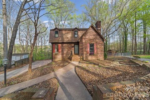 200 Maple Court