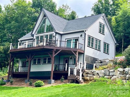 114 Nesting Ridge