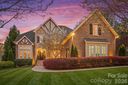 10315 Lemington Drive sold home in Mint Hill, SC