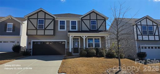 19113 Hawk Haven Lane pending home in Ridgewater, Charlotte, NC