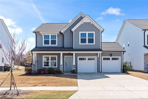 2027 Turnsberry Drive