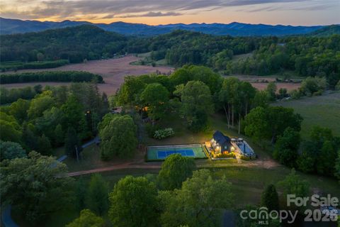 3903 Island Ford Road