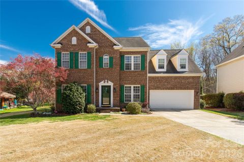 623 Cheval Drive sold home in Knightsbridge, Fort Mill, SC