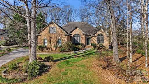 3101 Three Wood Drive active home in Westport, Denver, NC