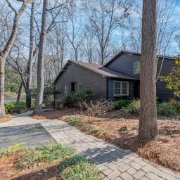 838 Bridgewood Drive