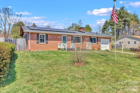 1195 Hendersonville Highway