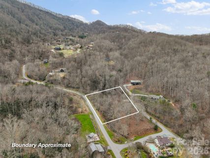 9999 Talking Rock Lane sold home in Blue Mist Farms, Leicester, NC