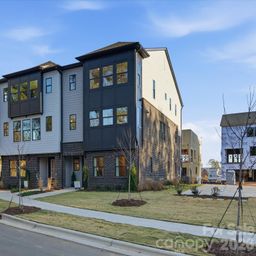 13009 Lucy Park Lane