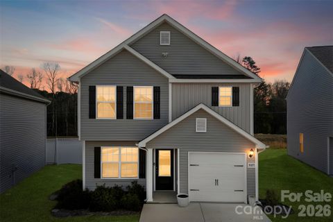 3027 Crescent Lake Lane sold home in Creedmore Hills, Charlotte, NC