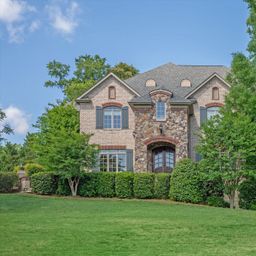 1629 Lookout Circle