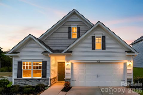 4631 Christina Court pending home in Maycroft, Gastonia, NC
