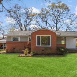 1213 E Park Drive