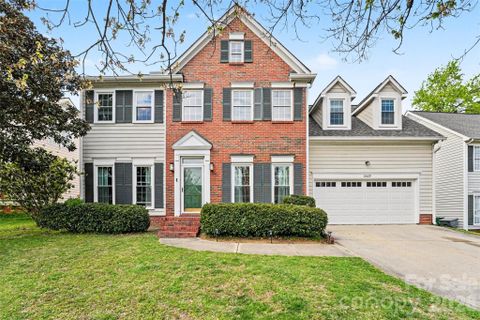 10529 Old Bridge Lane sold home in The Villages Of Leacroft, Charlotte, NC