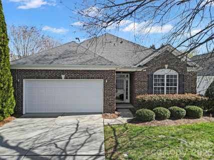 901 Platinum Drive sold home in Four Seasons At Gold Hill, Fort Mill, SC