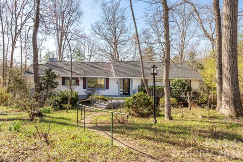 3113 Primrose Drive pending home in Grimesdale, Hendersonville, NC