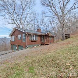 415 Treetop Lane