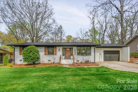 5841 Donegal Drive sold home in McClintock Woods, Charlotte, NC