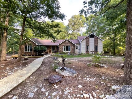 7200 Nesbit Road