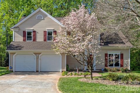 8607 Piccone Brook Lane sold home in Wedgewood North, Charlotte, NC