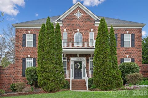 9018 Kensington Forest Drive sold home in Kensington Forest, Harrisburg, NC