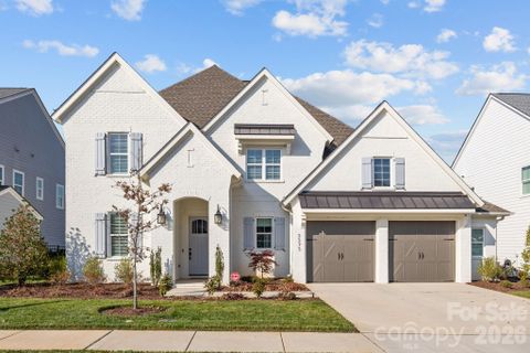 5575 Arden Mill Drive active home in Arden Mill, Fort Mill, SC