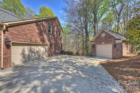 2333 Keara Way