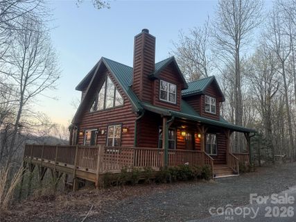 476 Double Eagle Drive active home in Hidden Lake, Nebo, NC