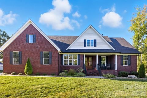 706 Toncin Avenue sold home in Ashley Park, Bessemer City, NC