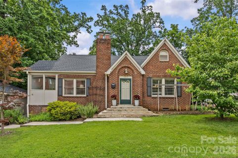 2005 Scott Avenue