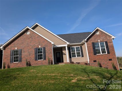 1107 Mayfield Circle