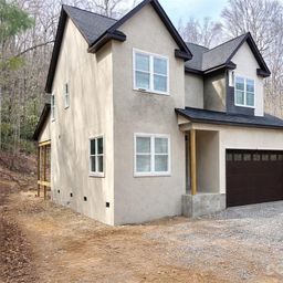 366 Mistletoe Trail
