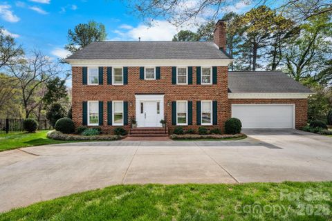 1961 5th Street Lane sold home in Laurel Forest, Hickory, NC