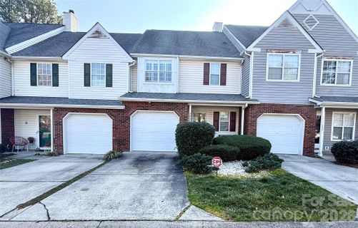 5965 Prescott Court active home in Prescott Village, Charlotte, NC