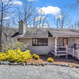 780 Rixhaven Drive