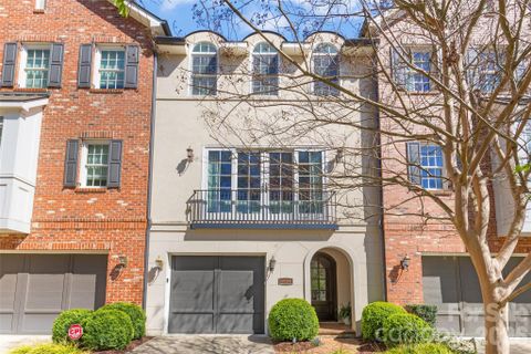 1624 Lombardy Circle active home in Dilworth, Charlotte, NC