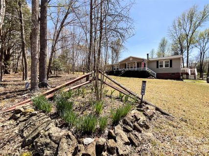 7706 Davis Road