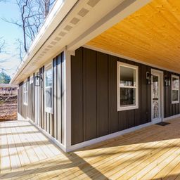 137 E Arbutus Trail