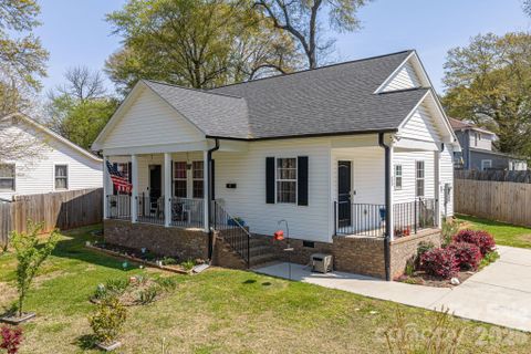 Homes in Adrian Park, Mount Holly