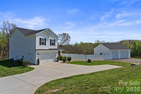 467 Hoover Road