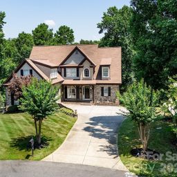 394 Stone Cliff Lane