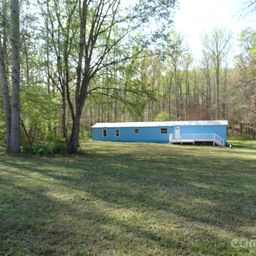 453 Riverview Lane