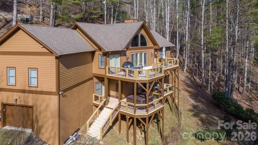 446 Windridge Drive
