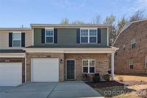 9311 Grand Valley Drive sold home in Townes At University East, Charlotte, NC