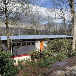 448 Mt Mitchell Drive